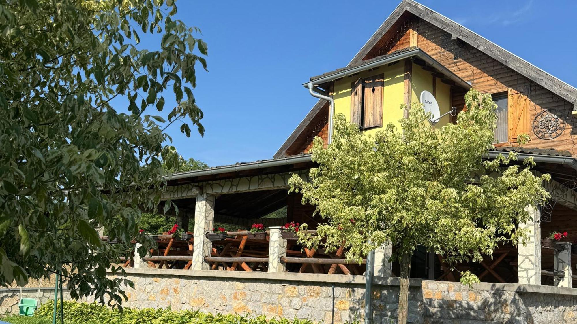 Forest Camp Despotovac Exterior foto